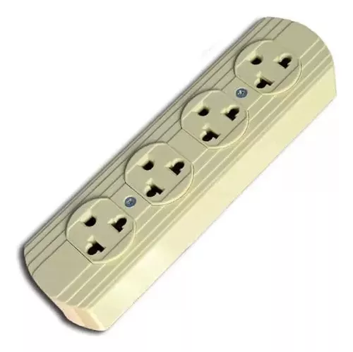 U-29 TOMACORRIENTE UNIVERSAL OPALUX 4 TOMAS 