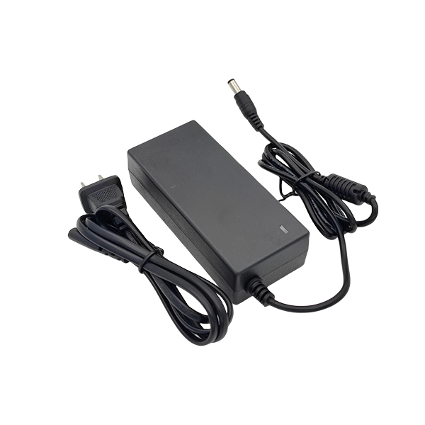 Fuente de Alimentación Switching 12V 5A YIM