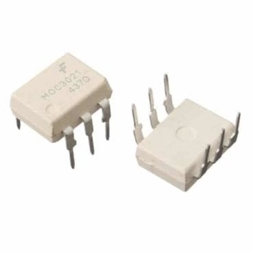Opto Aislador con SAlida de TRIAC