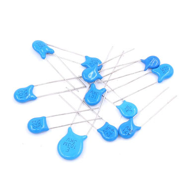 [22NF-2KV-P] Condensador de Poliéster 223J 2KV